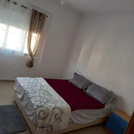 Hiromi Calle Julio Antonio Homestay *